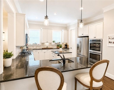 3226 Nobility Way - Photo Thumbnail 5