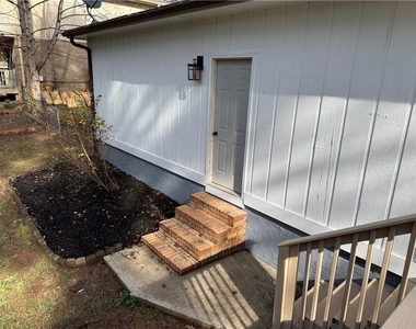 7719 Glen Devon Road - Photo Thumbnail 33