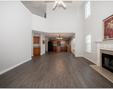 3832 Roxberry Hill Lane - Photo Thumbnail 10