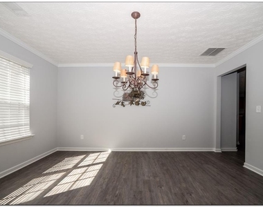 3832 Roxberry Hill Lane - Photo Thumbnail 4