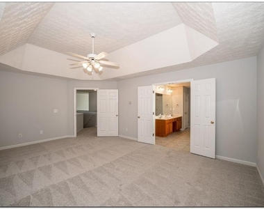 3832 Roxberry Hill Lane - Photo Thumbnail 22
