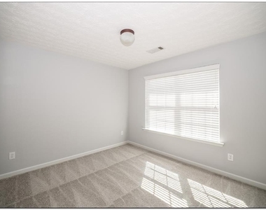 3832 Roxberry Hill Lane - Photo Thumbnail 32