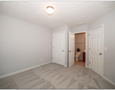 3832 Roxberry Hill Lane - Photo Thumbnail 29