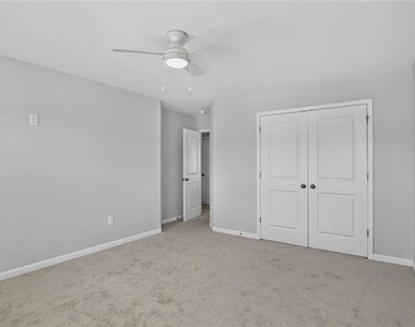 616 Blue Ash Court - Photo Thumbnail 25