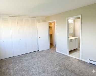 2211 S Stewart Avenue - Photo Thumbnail 7