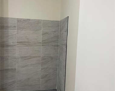 1622 Homestead Trail - Photo Thumbnail 12