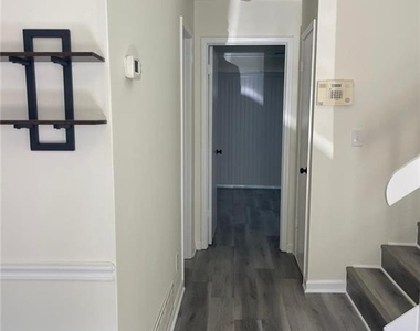 1622 Homestead Trail - Photo Thumbnail 18