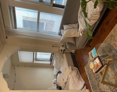 633 W Deming Street - Photo Thumbnail 3