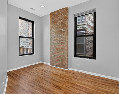 1422 W Taylor Street - Photo Thumbnail 9