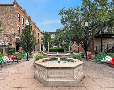 1422 W Taylor Street - Photo Thumbnail 17