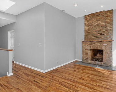 1422 W Taylor Street - Photo Thumbnail 2