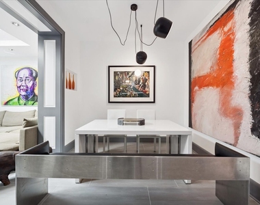 1318 N Astor Street - Photo Thumbnail 37