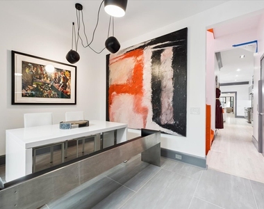 1318 N Astor Street - Photo Thumbnail 38