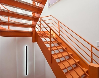 1318 N Astor Street - Photo Thumbnail 63