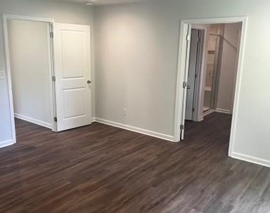 2367 Summit Avenue Nw - Photo Thumbnail 21