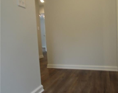 2367 Summit Avenue Nw - Photo Thumbnail 16