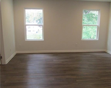 2367 Summit Avenue Nw - Photo Thumbnail 19