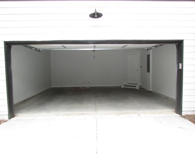 2367 Summit Avenue Nw - Photo Thumbnail 44