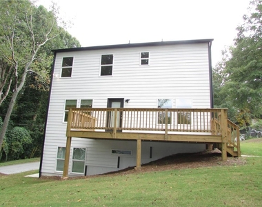2367 Summit Avenue Nw - Photo Thumbnail 39