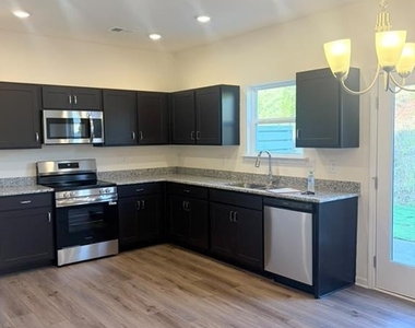 156 Oconee Road - Photo Thumbnail 2