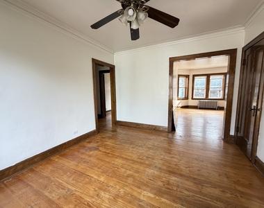 4208 W Cullom Avenue - Photo Thumbnail 9