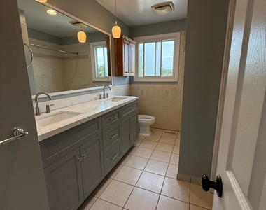1230 Durham Drive - Photo Thumbnail 16