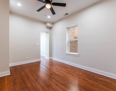 18 S Austin Boulevard - Photo Thumbnail 6