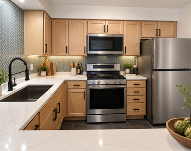 1455 W Fullerton Avenue - Photo Thumbnail 3