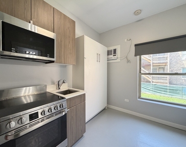 4700 N Racine Avenue - Photo Thumbnail 4