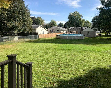 936 Somonauk Street - Photo Thumbnail 10