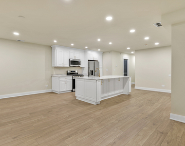 317 Canal Street - Photo Thumbnail 2