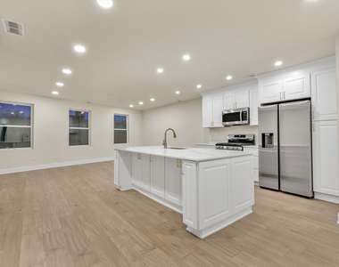 317 Canal Street - Photo Thumbnail 1