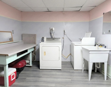 4943 N Winthrop Avenue - Photo Thumbnail 25