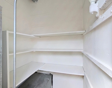 4943 N Winthrop Avenue - Photo Thumbnail 23