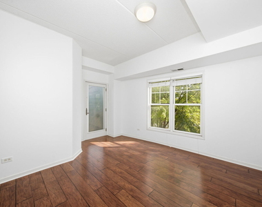 125 Lakeview Drive - Photo Thumbnail 10
