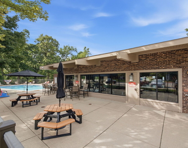 125 Lakeview Drive - Photo Thumbnail 17