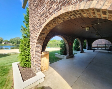 125 Lakeview Drive - Photo Thumbnail 32