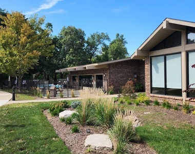125 Lakeview Drive - Photo Thumbnail 26