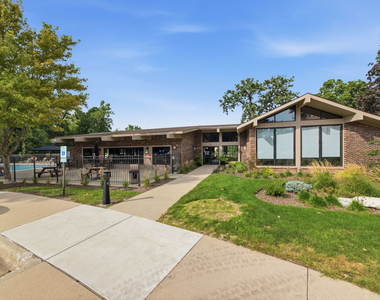 125 Lakeview Drive - Photo Thumbnail 16
