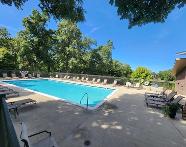 125 Lakeview Drive - Photo Thumbnail 38