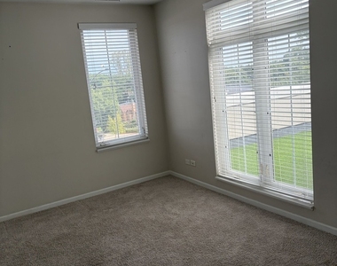 625 Deerfield Road - Photo Thumbnail 5