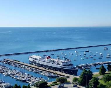 195 N Harbor Drive - Photo Thumbnail 23