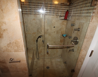 195 N Harbor Drive - Photo Thumbnail 8