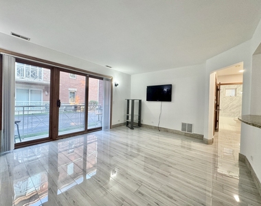 5965 N Northwest Highway - Photo Thumbnail 3