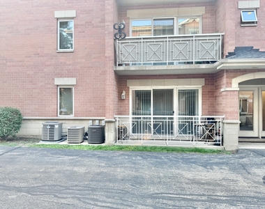 5965 N Northwest Highway - Photo Thumbnail 1