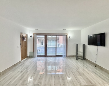 5965 N Northwest Highway - Photo Thumbnail 4