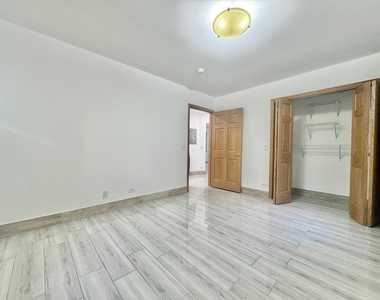 5965 N Northwest Highway - Photo Thumbnail 12