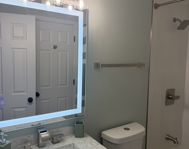 2436 W Salem Court - Photo Thumbnail 14