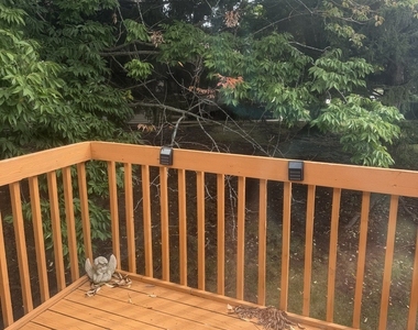 2436 W Salem Court - Photo Thumbnail 8