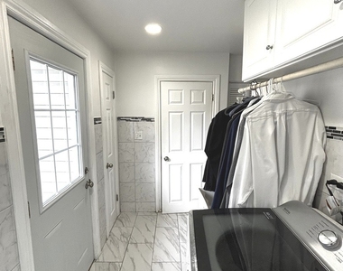 333 S Yale Avenue - Photo Thumbnail 15